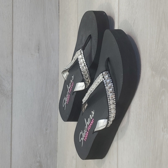 Skechers Womens Vinyasa Y2K Platform Rhinestone Sandals shoes sz 7 - Picture 2 of 11